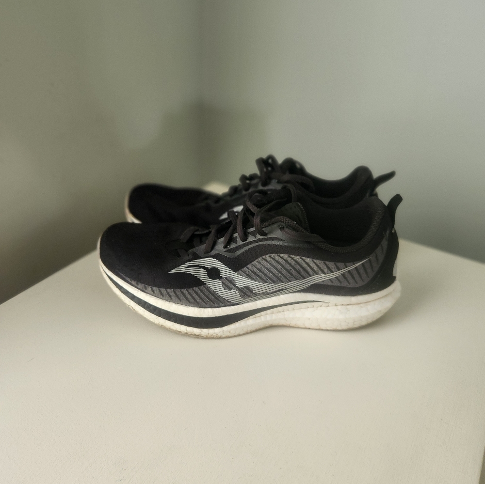 Saucony Endorphin Speed 2
